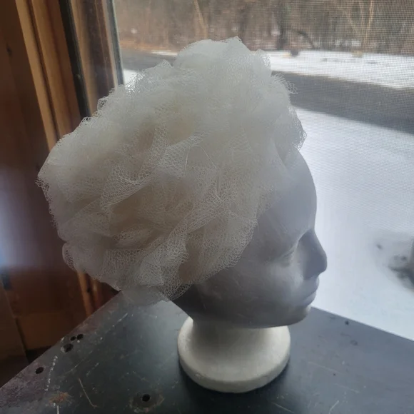 Vintage Tulle‎ Pillbox Hat - Picture 2 of 4